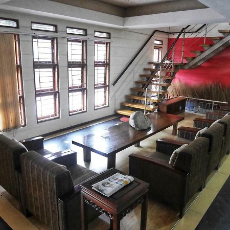 Rumah Tawa Hotel Syariah Bandung Buitenkant foto