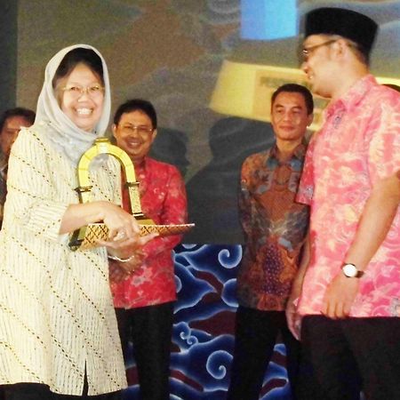 Rumah Tawa Hotel Syariah Bandung Buitenkant foto