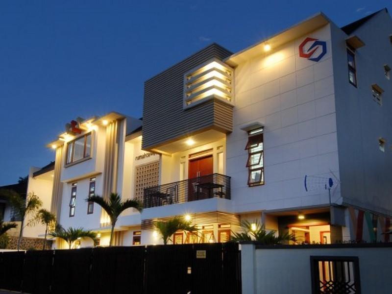 Rumah Tawa Hotel Syariah Bandung Buitenkant foto