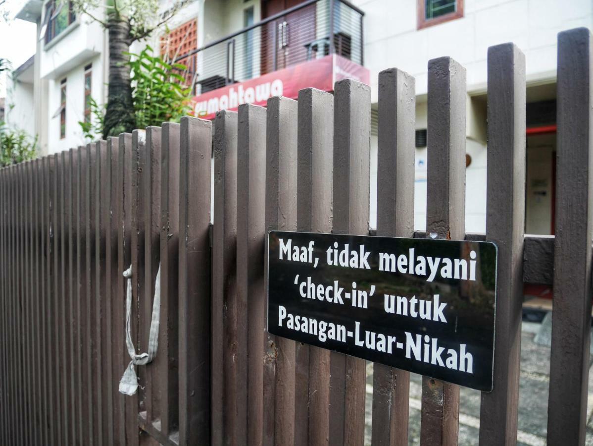 Rumah Tawa Hotel Syariah Bandung Buitenkant foto