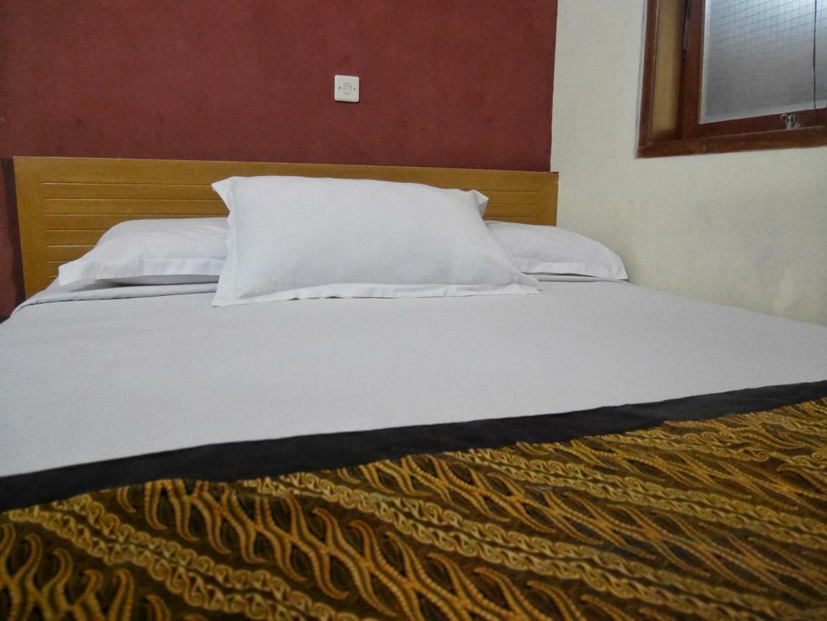 Rumah Tawa Hotel Syariah Bandung Buitenkant foto