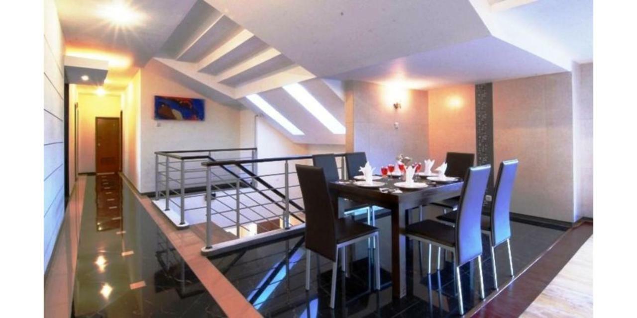 Rumah Tawa Hotel Syariah Bandung Buitenkant foto
